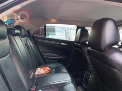 کرایسلەر 300